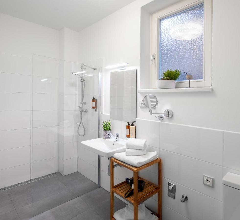 City Leaf Apartments Praga Zewnętrze zdjęcie